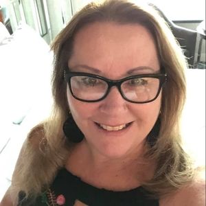 Meet your Posher, Joyce